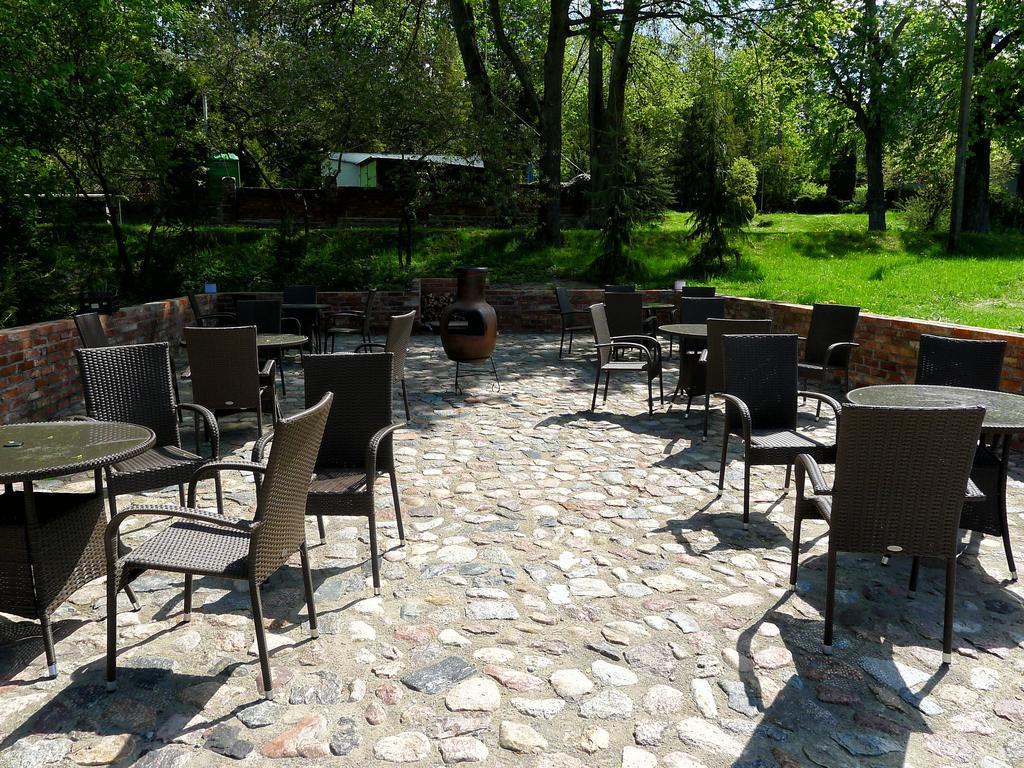Dom Mlynarza Hotel Zukczyn Exterior foto